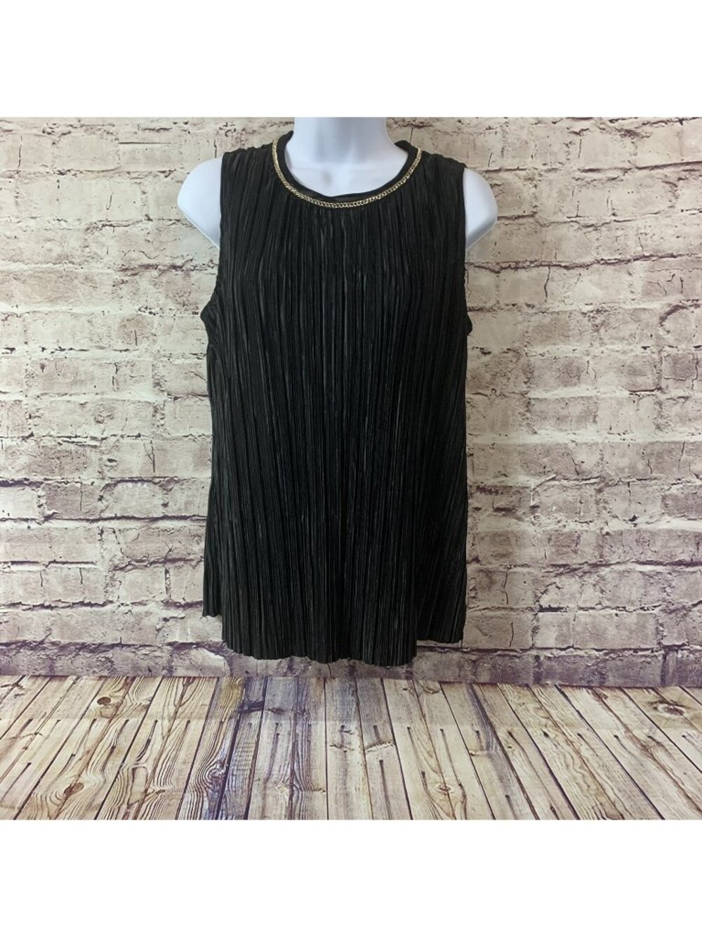 Roz & Ali Blouse Black Textured Chain Neck Sleeveless Blouse